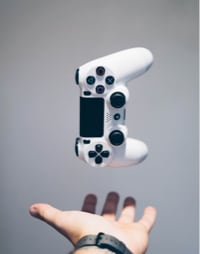 Hand with controller